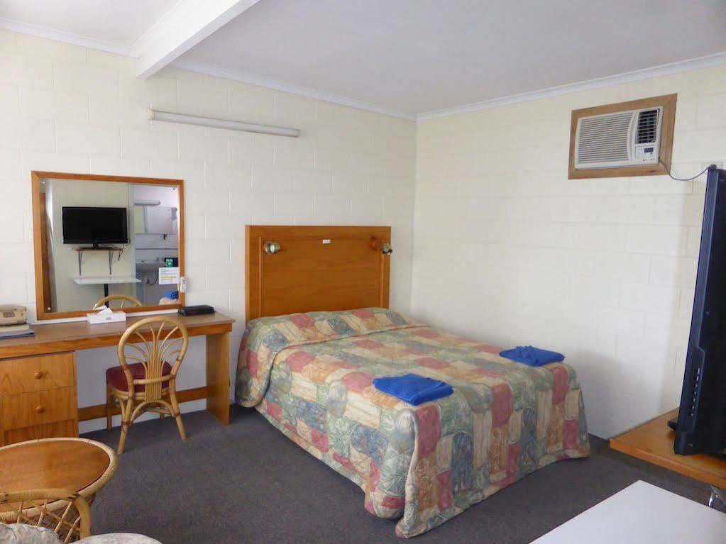 Island Motel Кінгскот Екстер'єр фото