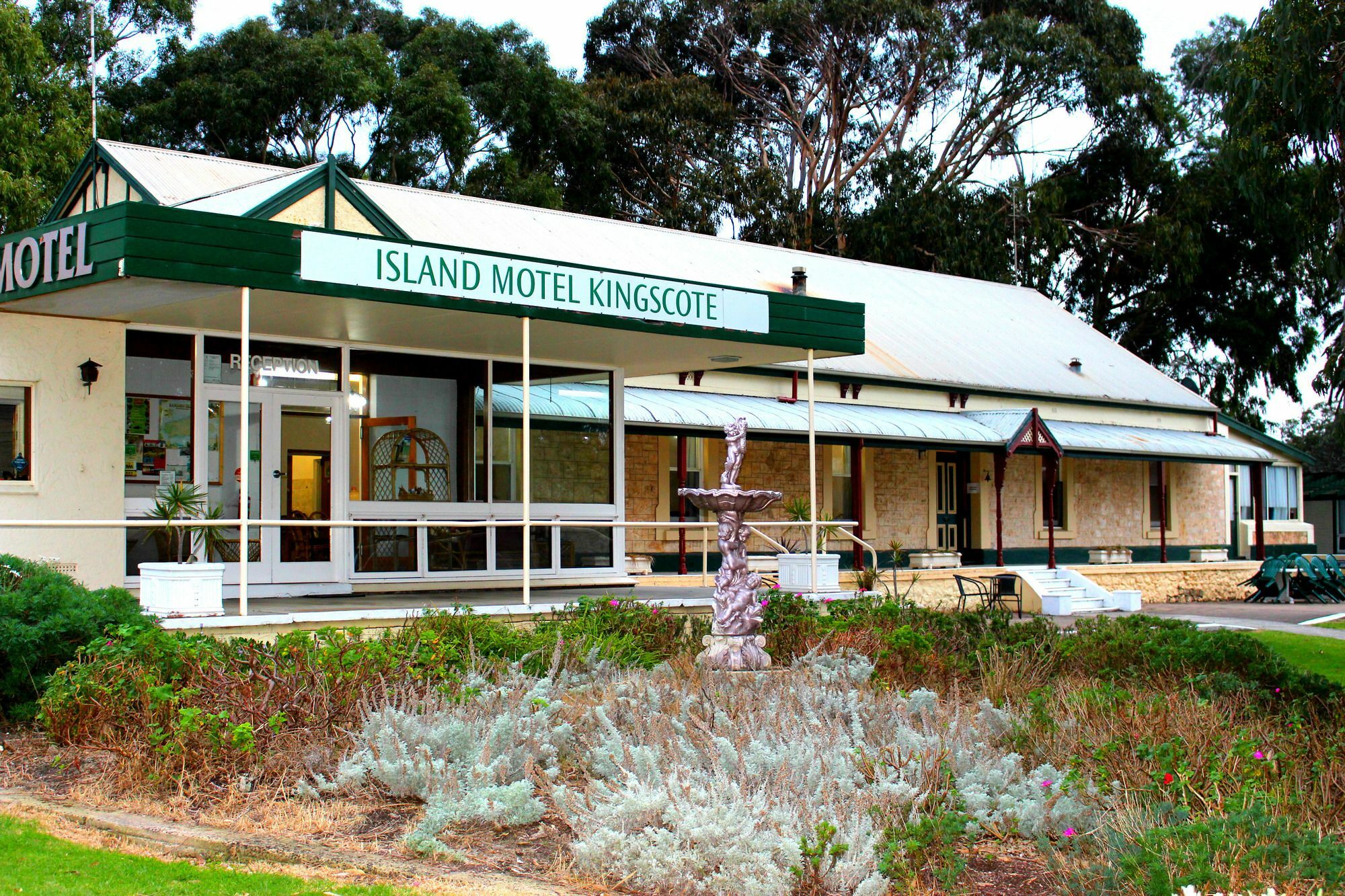 Island Motel Кінгскот Екстер'єр фото